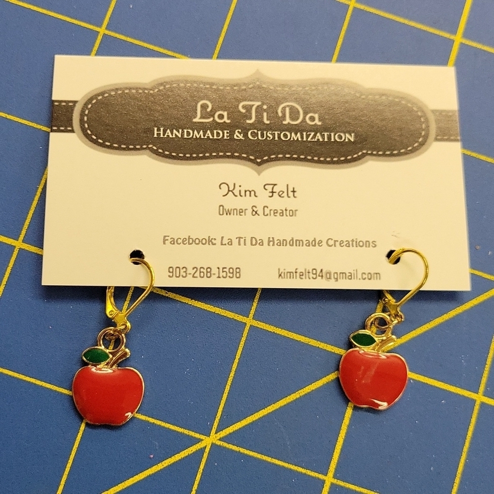 Apple Charm Gold Tone 0.75" x 0.5 ' Earrings